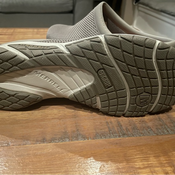 NWOT MERRELL Women’s Encore Breeze 3 Slip-on Walkibg Shoe in Aluminum, Size 8 - Picture 4 of 7